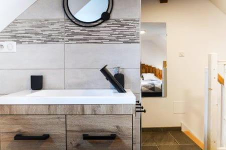 Gite Bonheur Et Charme Spa-Sauna Forfait 2H Inclus 坎特赞 外观 照片
