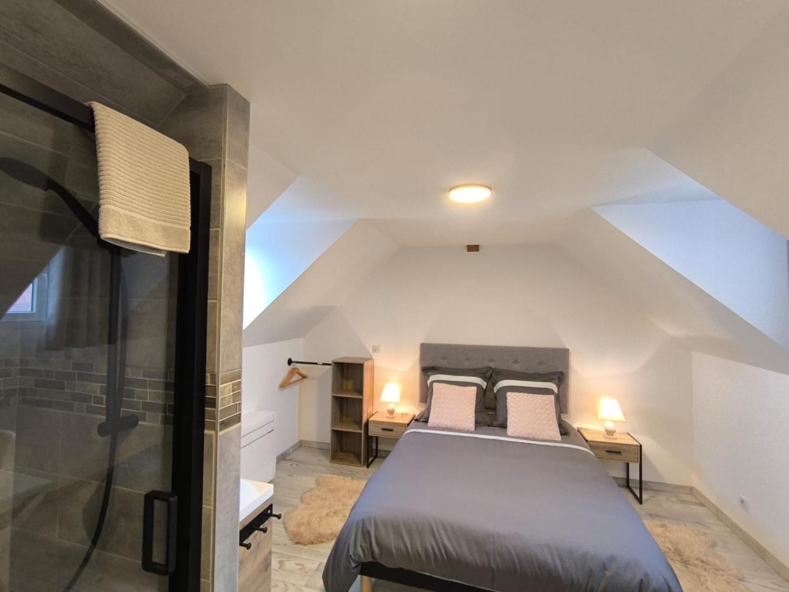 Gite Bonheur Et Charme Spa-Sauna Forfait 2H Inclus 坎特赞 外观 照片