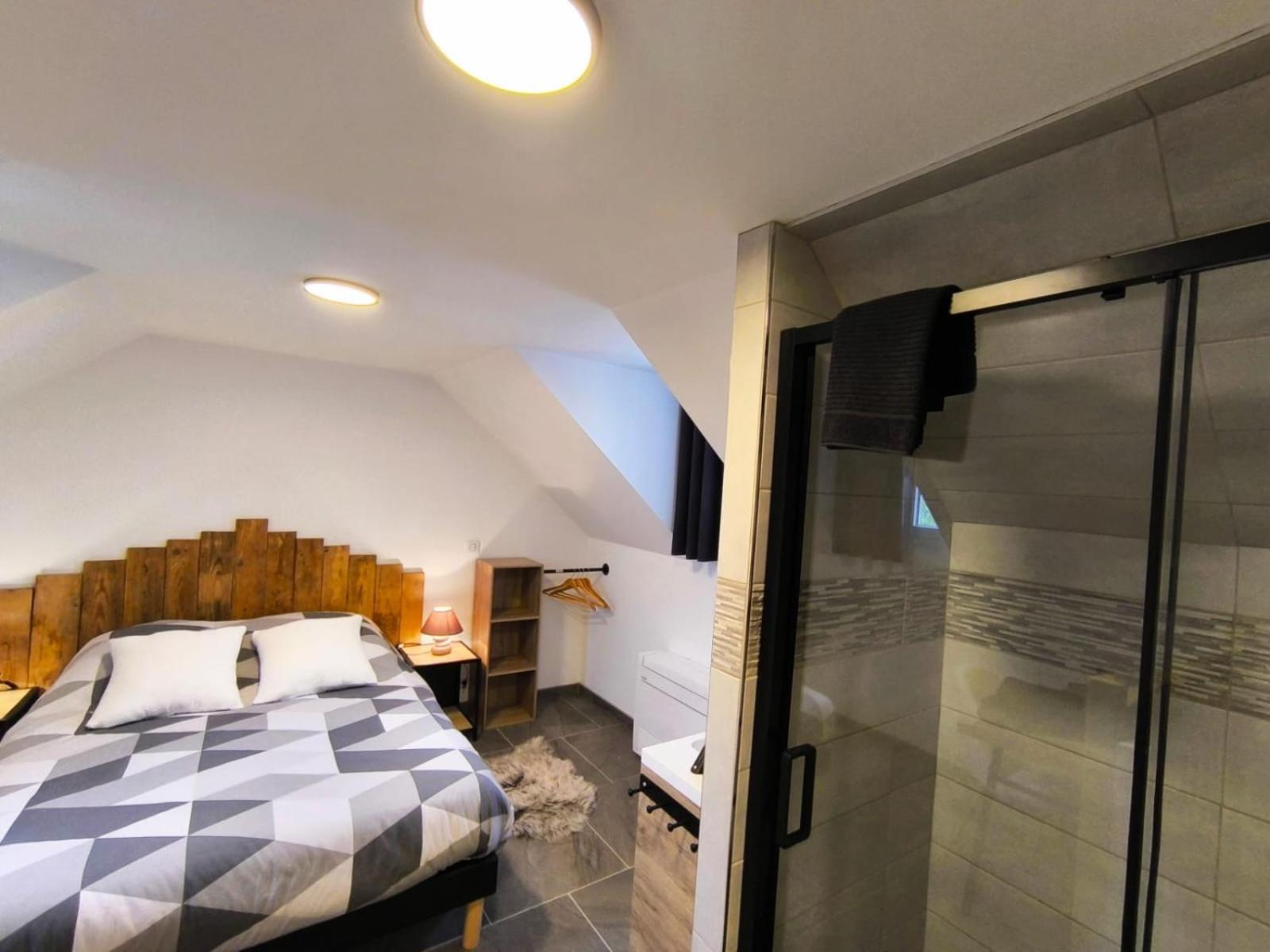 Gite Bonheur Et Charme Spa-Sauna Forfait 2H Inclus 坎特赞 外观 照片